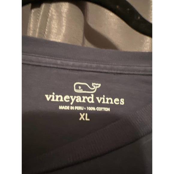 Vineyard Vines Long Sleeve T-shirt Size XL - Picture 3 of 3